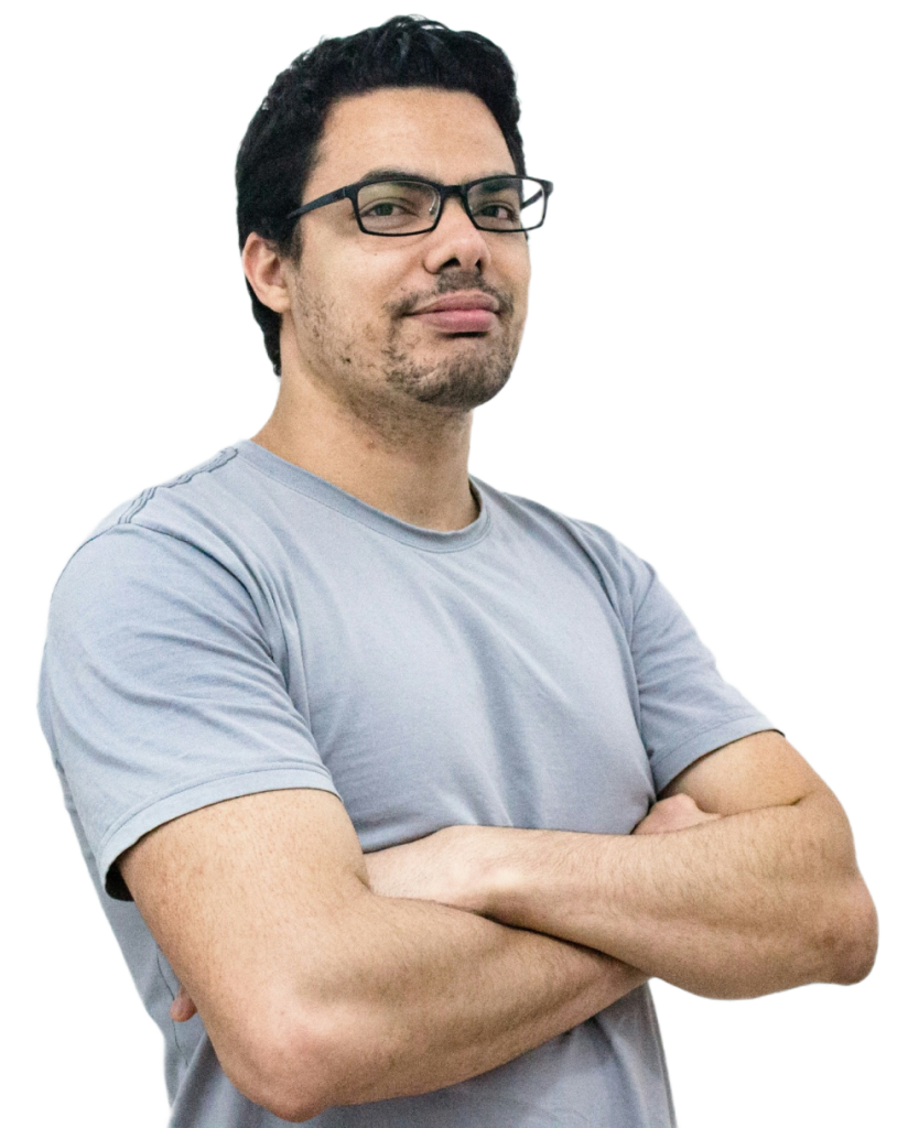 мужчина в очках